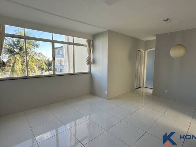 Apartamento para Venda em Feira de Santana - 2