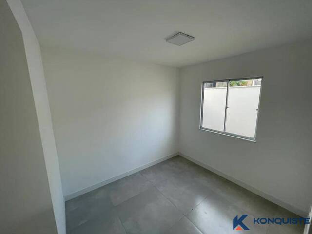 Casa para Locação em Feira de Santana - 2