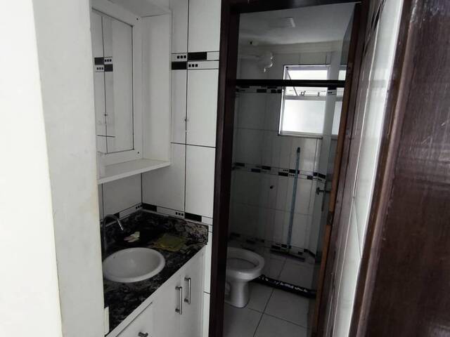 Apartamento para Venda em Feira de Santana - 5
