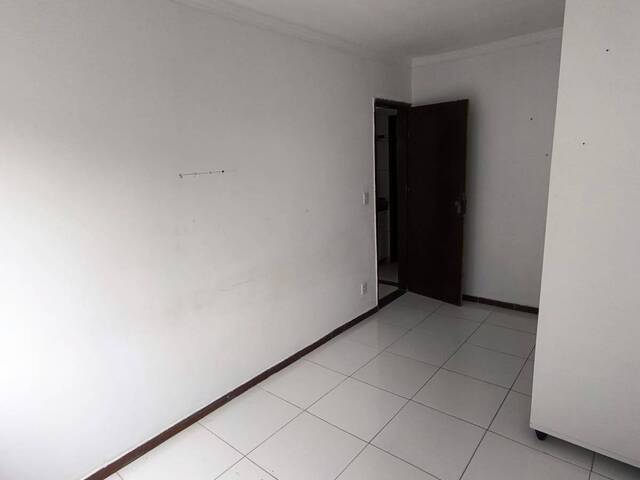 #5169 - Apartamento para Venda em Feira de Santana - BA - 3
