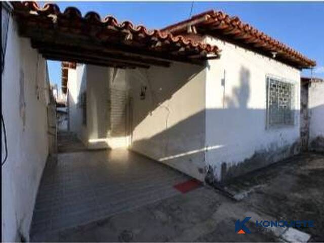 #5180 - Casa para Venda em Feira de Santana - BA - 2