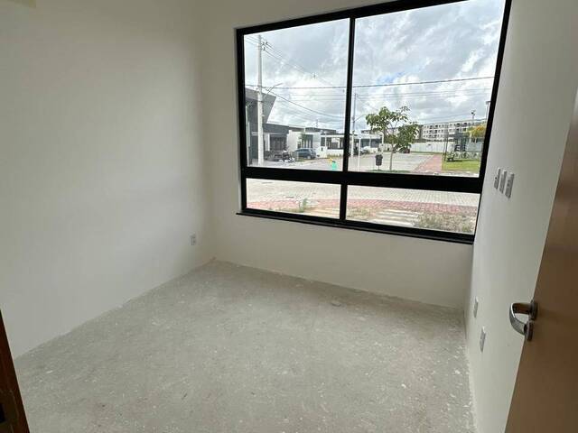 Casa em condomínio para Venda em Feira de Santana - 4