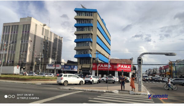 Prédio Inteiro - Foto 1