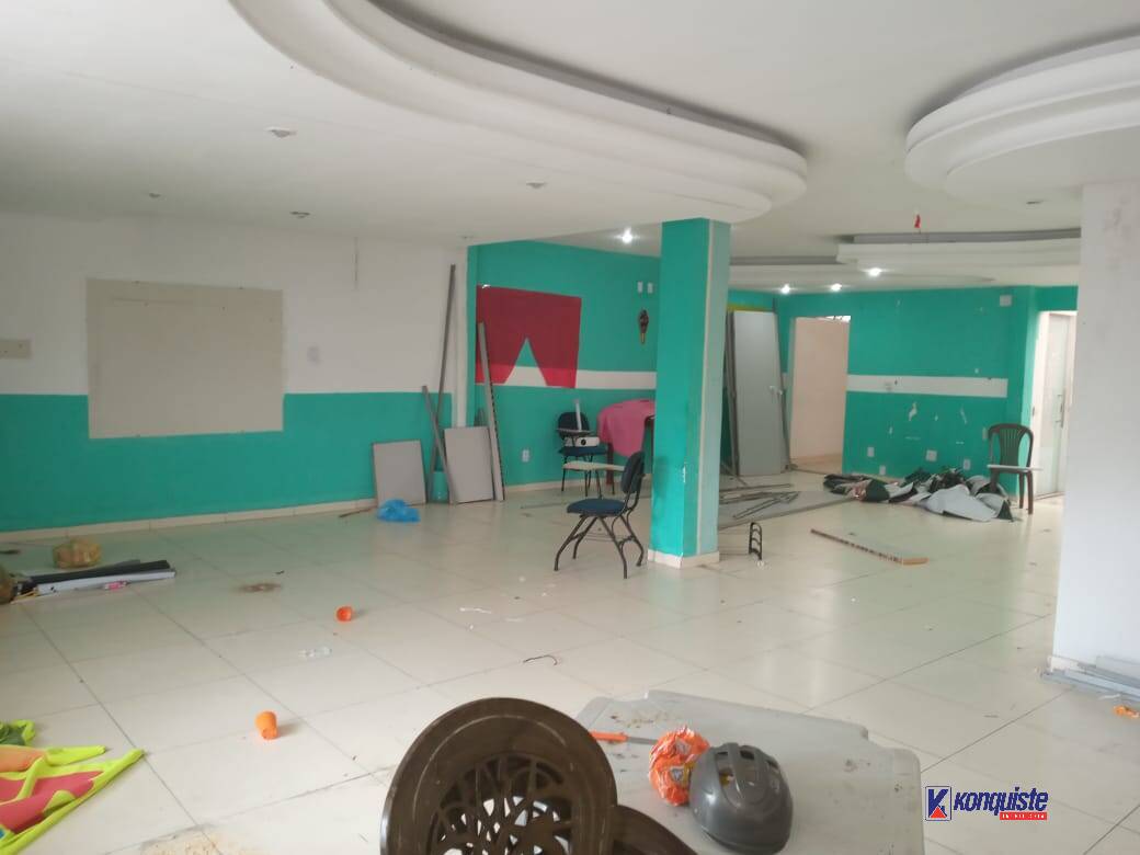 Prédio Inteiro - Foto 5