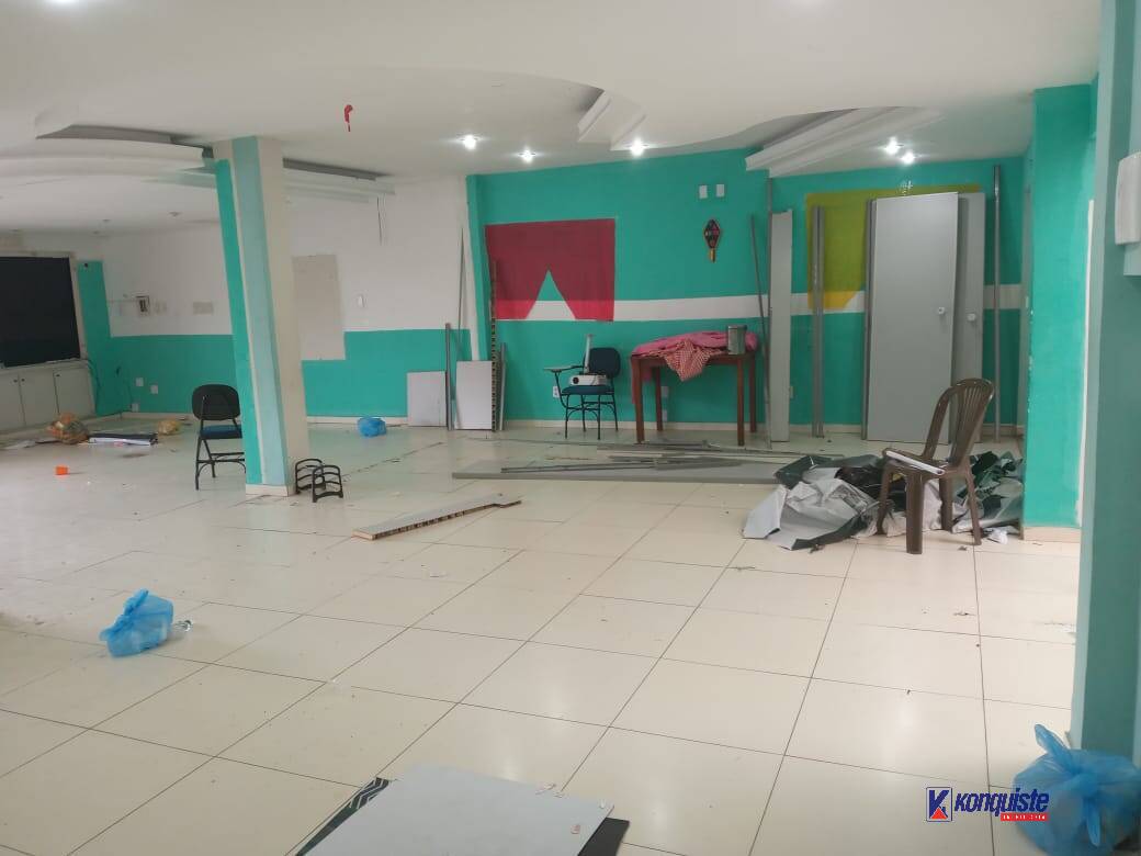 Prédio Inteiro - Foto 16