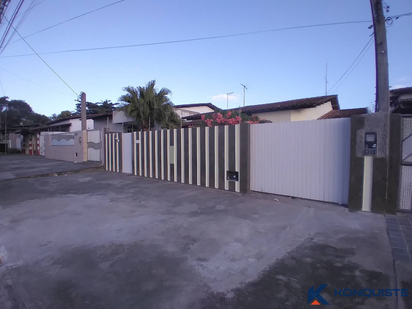 Casa, 4 quartos, 253 m² - Foto 2