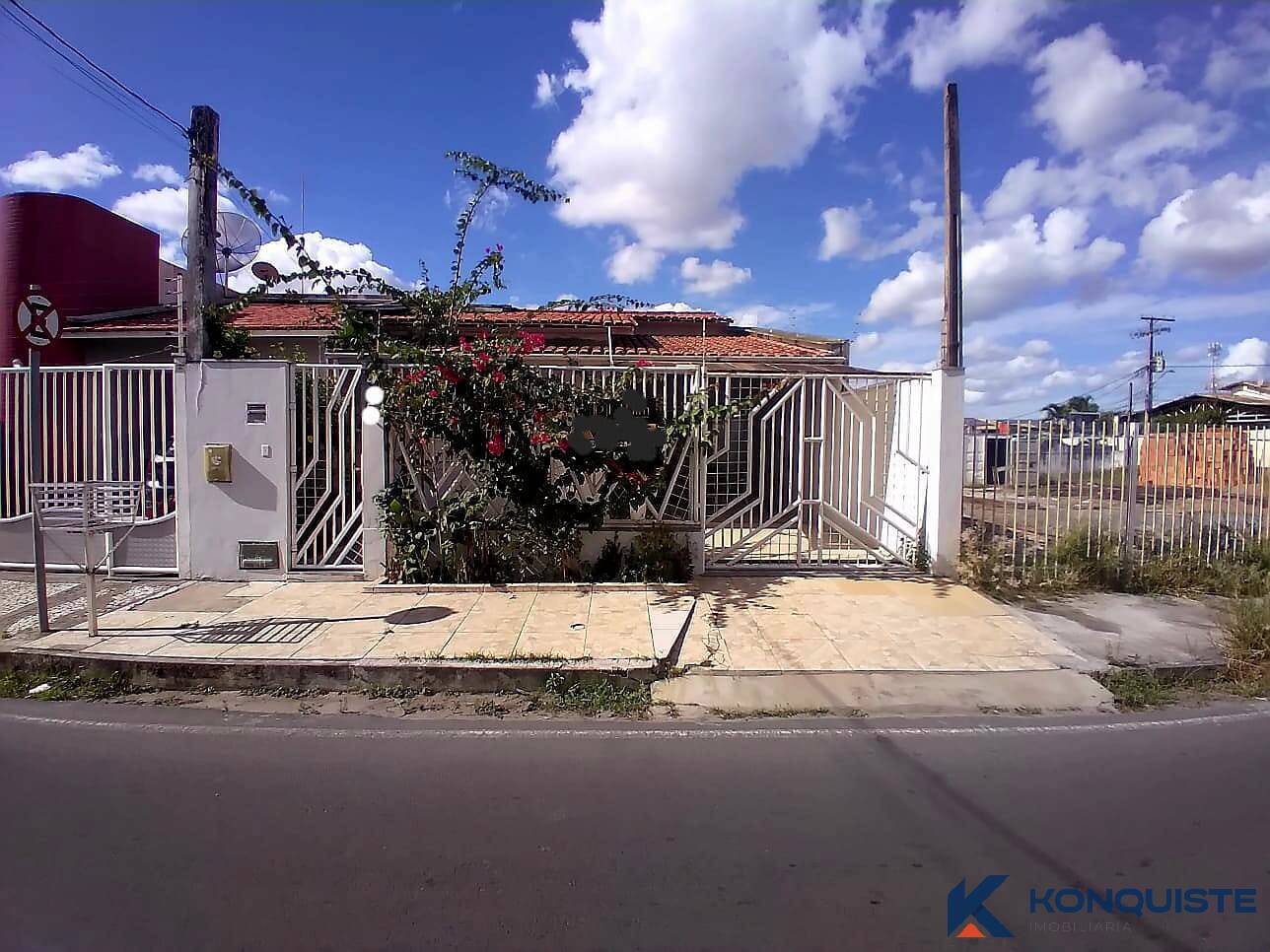 Casa, 3 quartos, 142 m² - Foto 1