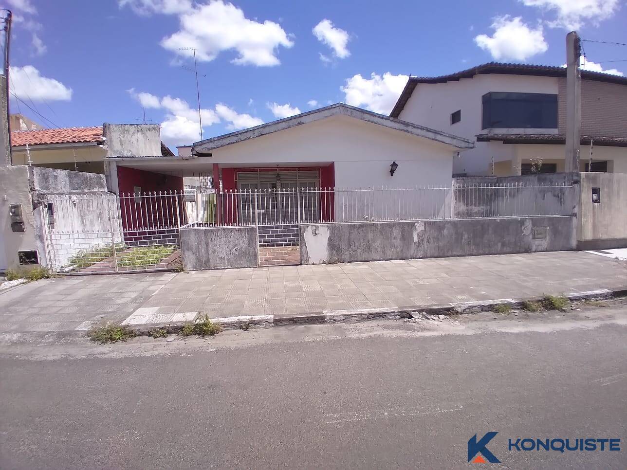 Casa, 3 quartos, 161 m² - Foto 1