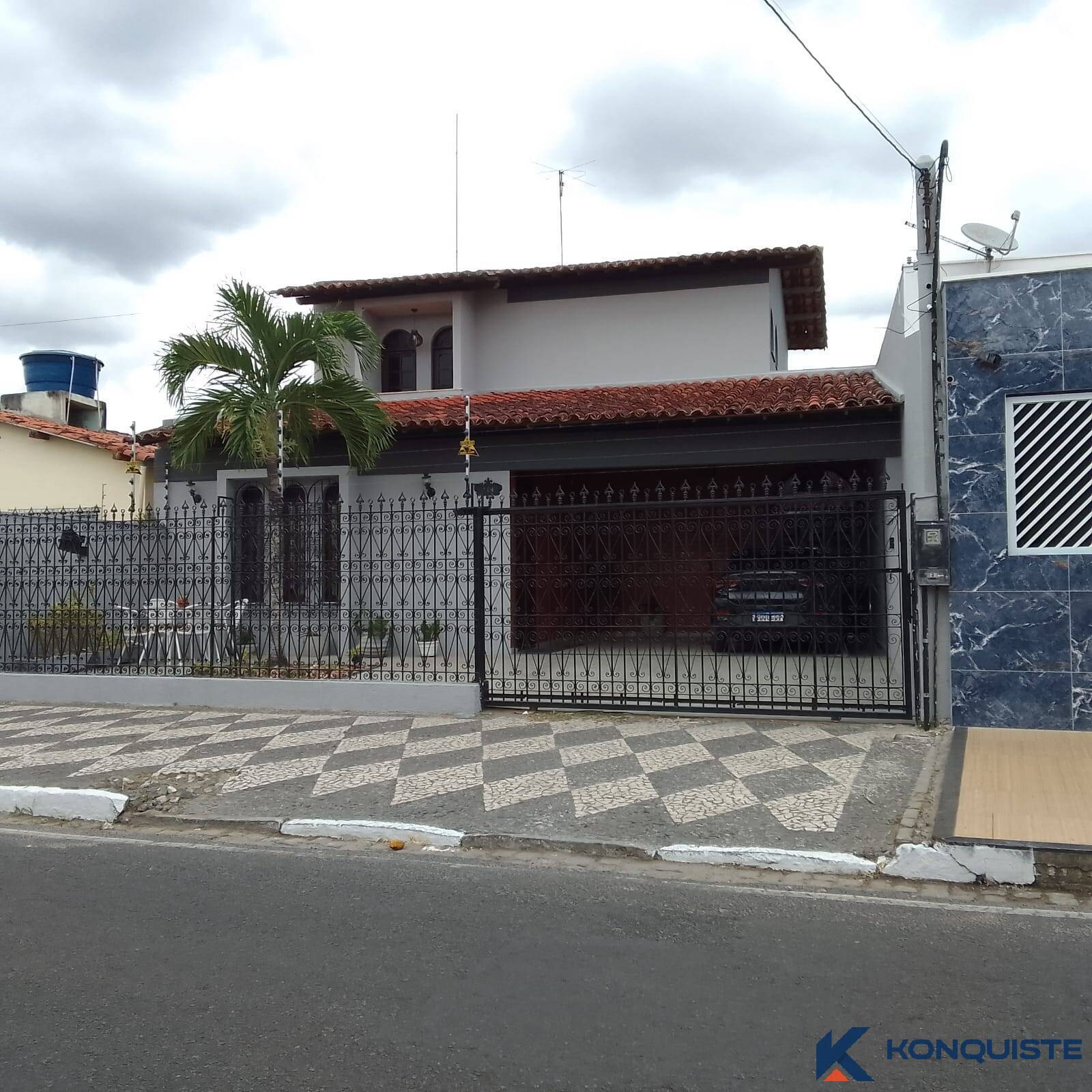 Casa, 4 quartos, 287 m² - Foto 1