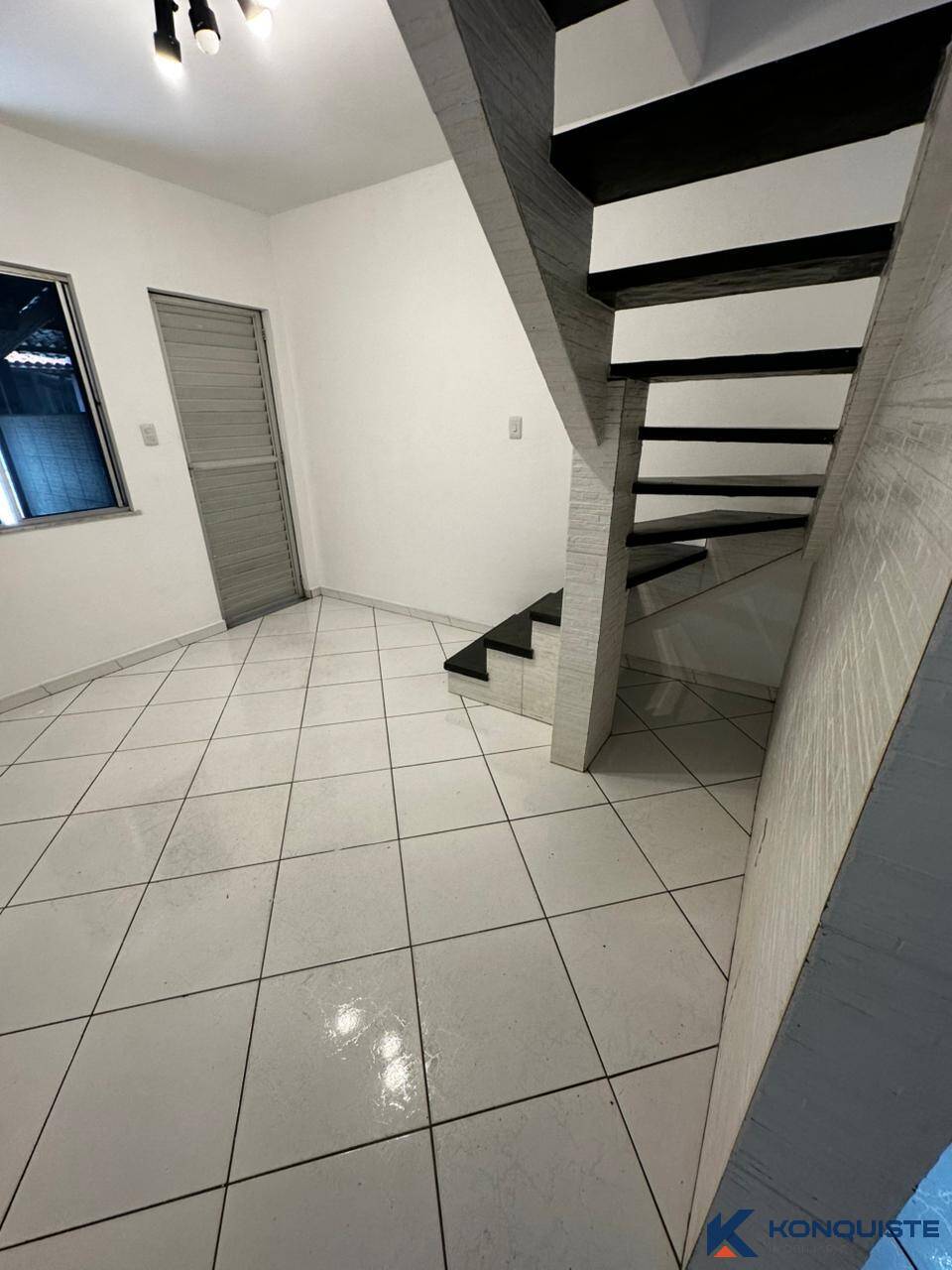 Casa de Condomínio, 2 quartos - Foto 2